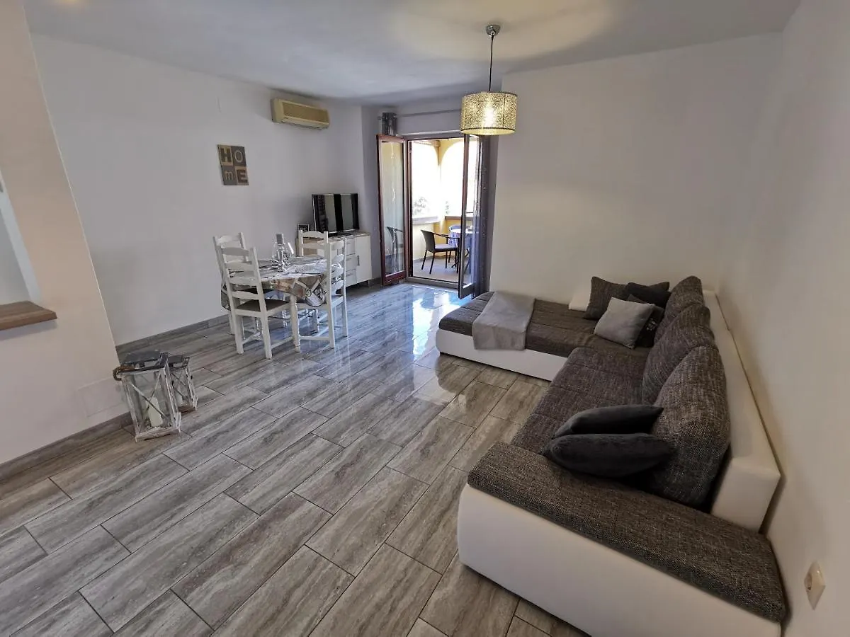 Apartments Lea 2 Malinska 0*,  Croatia